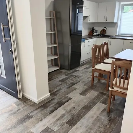 Mieszkania Dla Pracownikow Monteurzimmer Efringen-Kirchen